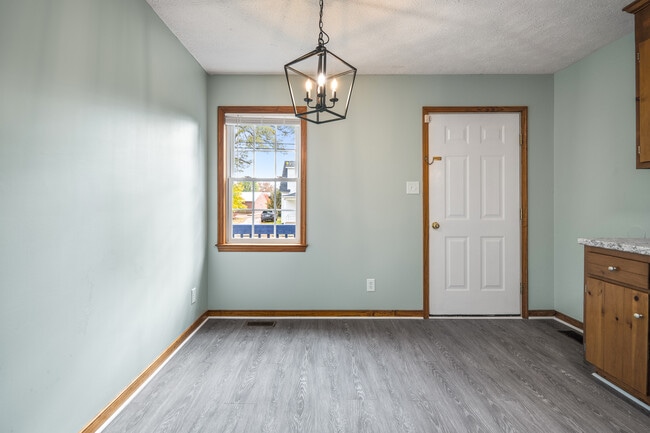Building Photo - 514 Highland Ave