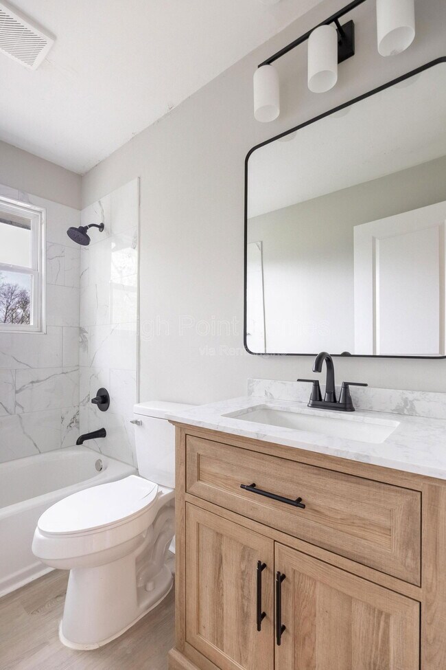 Building Photo - 5403 Kimbro St