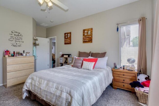 Building Photo - 3 bedroom in Mesa AZ 85209