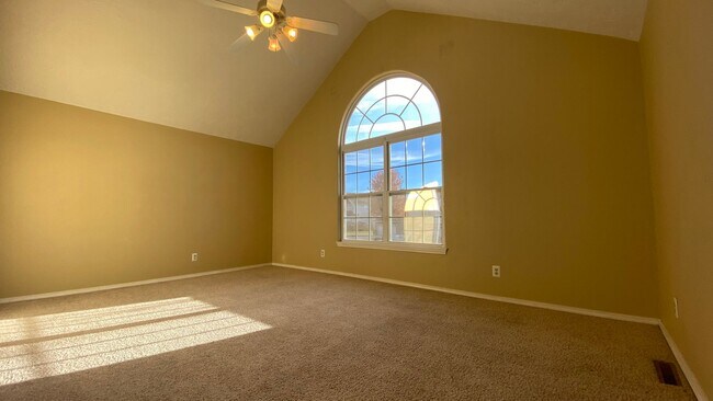 Building Photo - 287 Carmel Valley Way