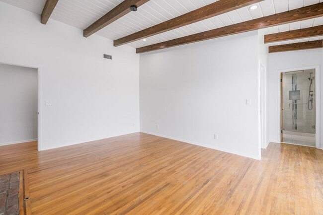Building Photo - 4413 Don Felipe Dr