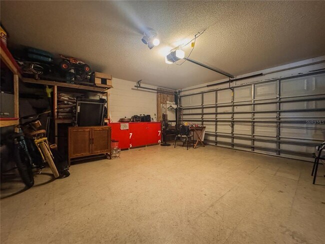 Building Photo - 1219 Kempton Chase Pkwy