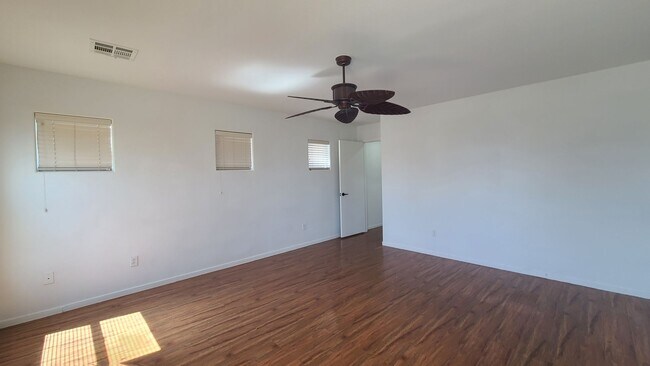Building Photo - 3 Bedroom home in Southwest Las Vegas