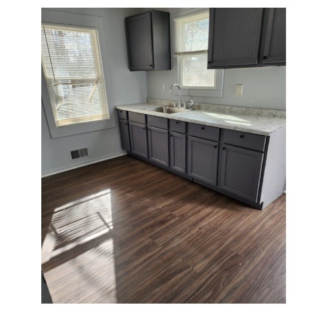 Building Photo - 4487 French Rd