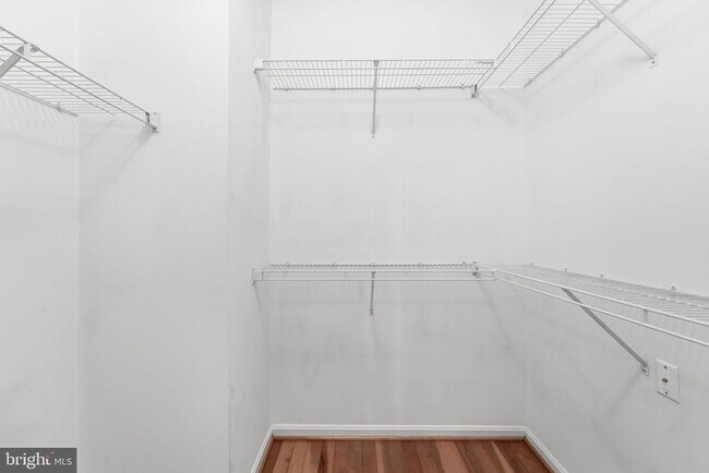 Building Photo - 4850 Eisenhower Ave