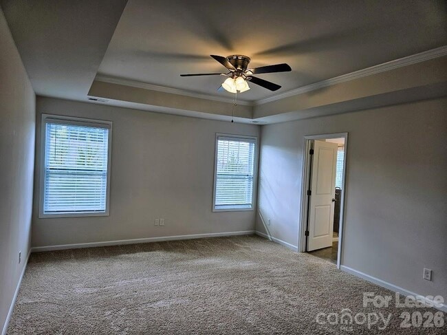 Building Photo - 1127 Walbury Hl