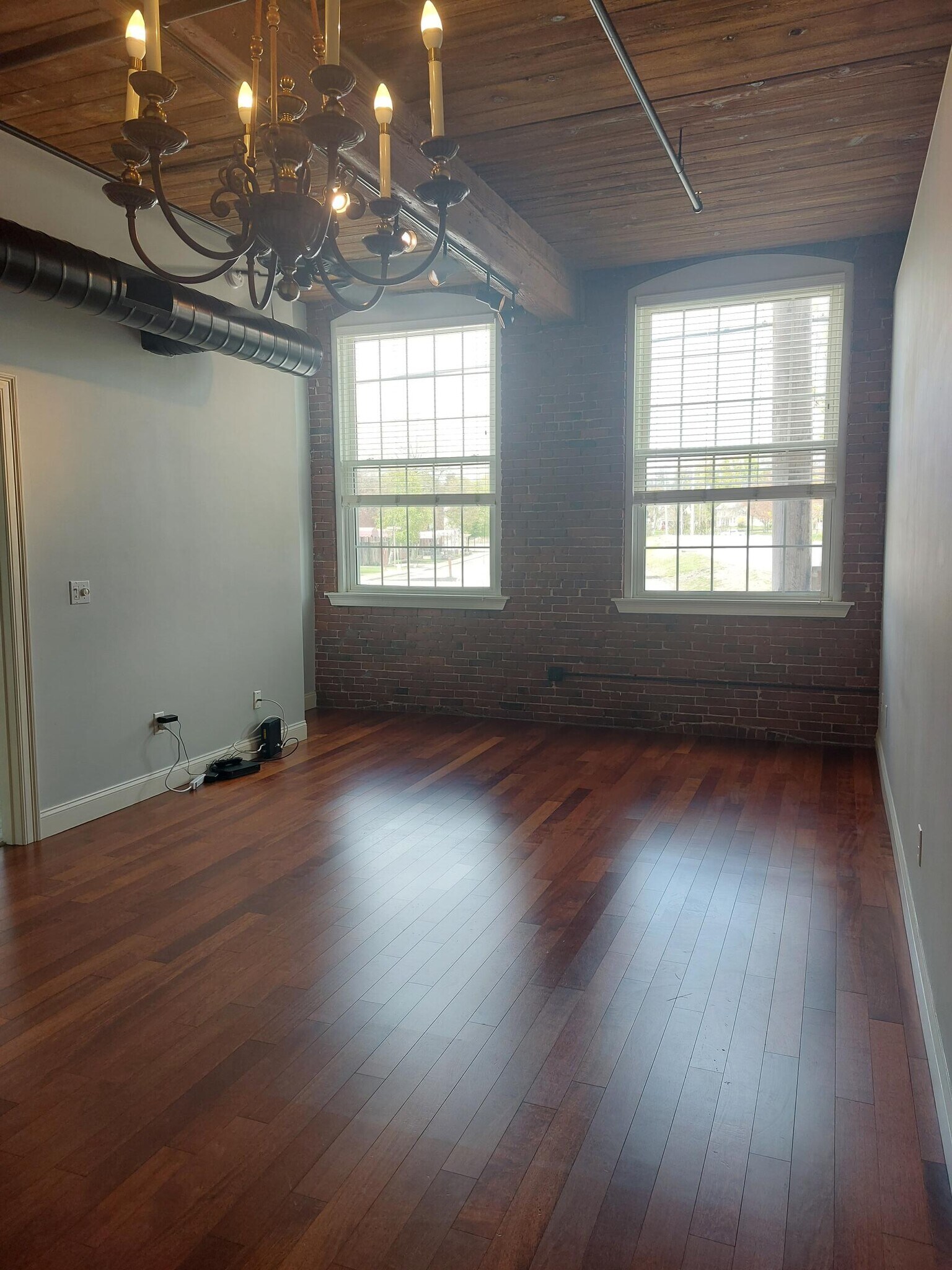 Building Photo - 66 Landing Ln
