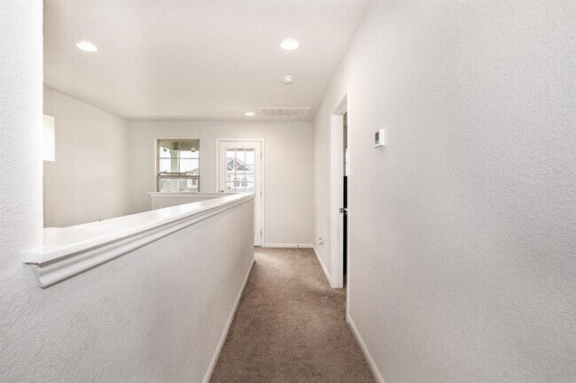 Building Photo - 136 Pentro Path