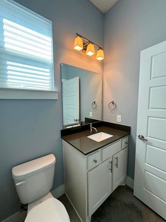 Building Photo - 6201 Felix Ave