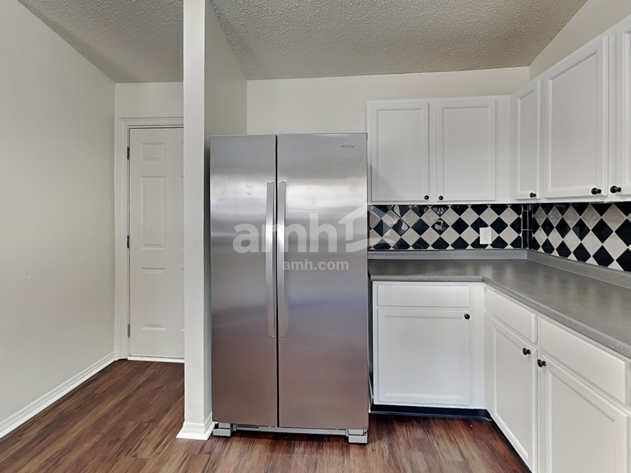 Building Photo - 5624 Grassy Bank Dr