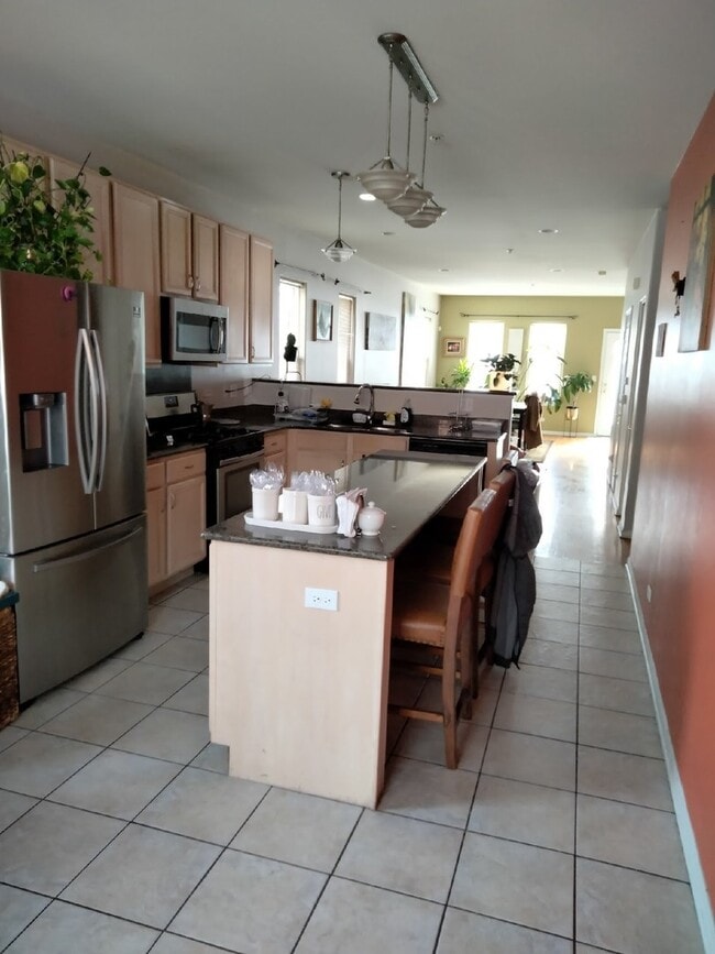 Building Photo - 8217 Lincoln Ave