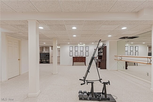 Building Photo - 6442 Dorset Ln