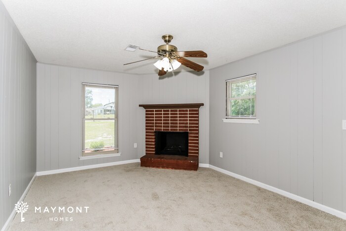 Building Photo - 2515 Teakwood Dr