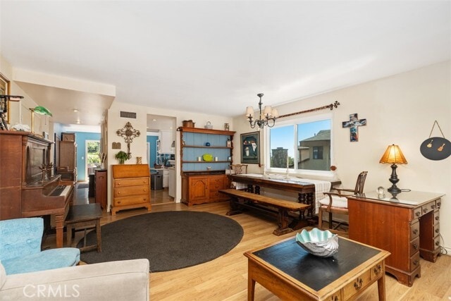 Building Photo - 3068 Zell Dr