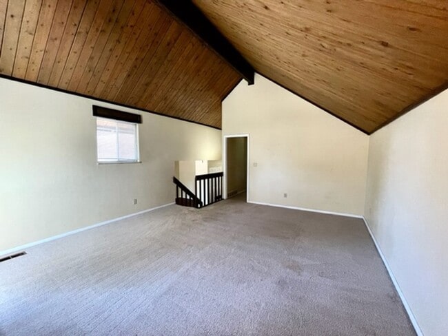 Building Photo - 9537 E Chenango Ave