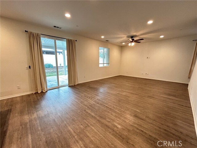 Building Photo - 27293 Fielder Rd