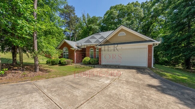Primary Photo - 48 Redwood Dr