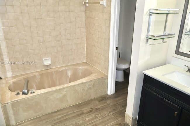 Building Photo - 1521 NW 105th Ave