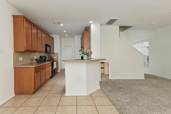 Building Photo - 51 Wickerdale Pl