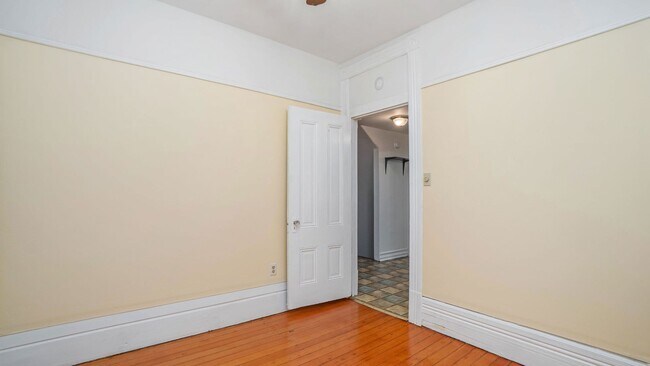 Building Photo - 1231 Park Ave