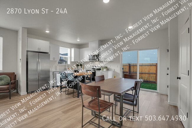 Building Photo - 2870 Lyon St