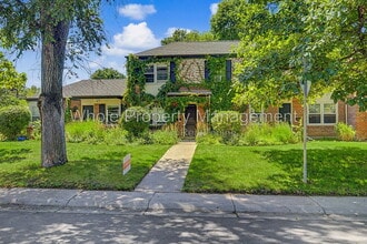 Building Photo - 1159 Krameria St