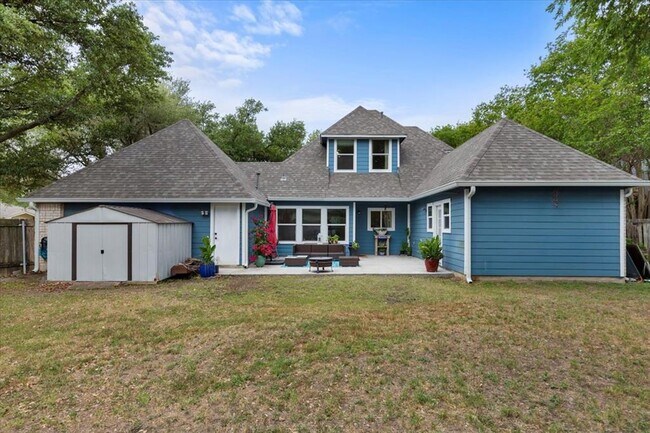 Building Photo - 1001 Timber Bend Dr