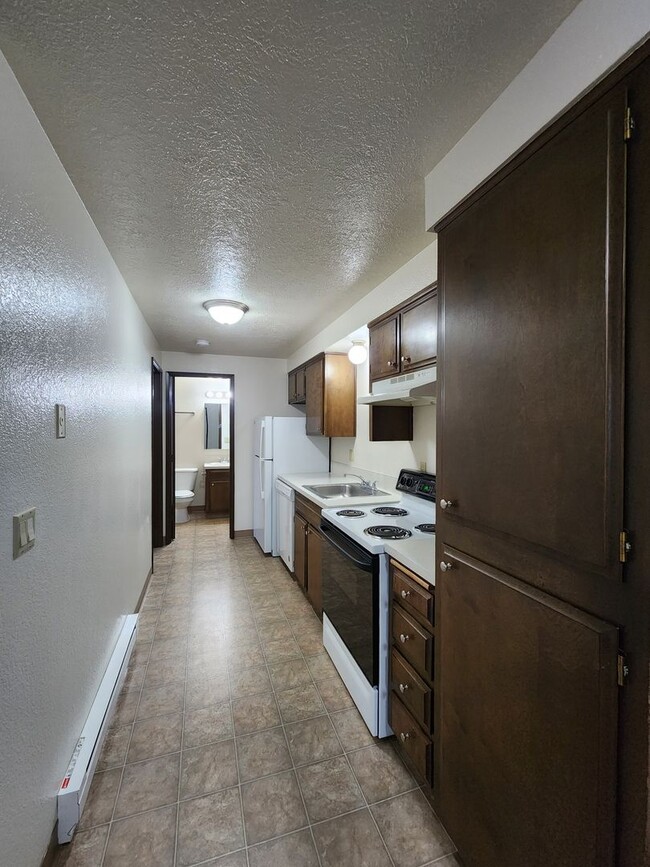 Interior Photo - Fir Knoll Court Apartments