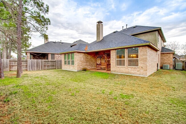 Building Photo - 8219 Peppervine Ct