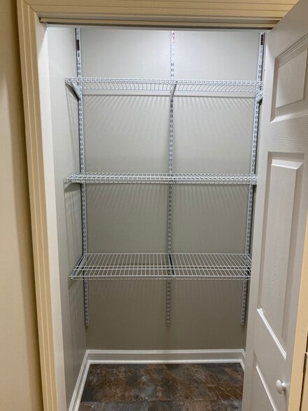 Master bath linen closet - 415 Wayne Duke Rd