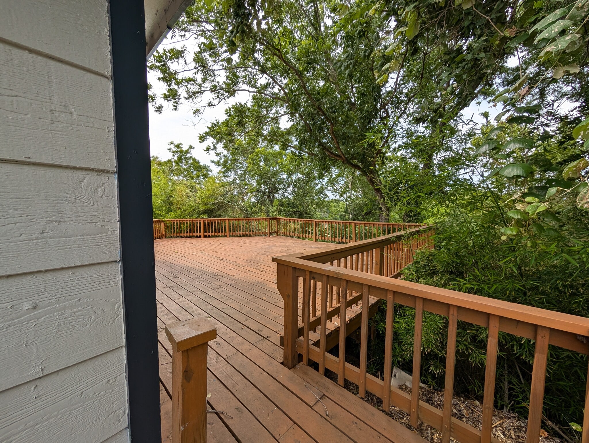 Building Photo - 18120 River Timber Dr