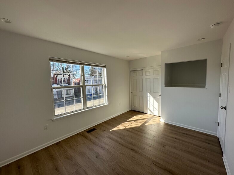 Building Photo - 6655 Musgrave St