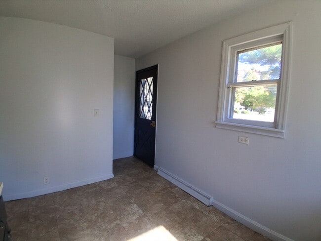 Building Photo - 127 Minnesota-