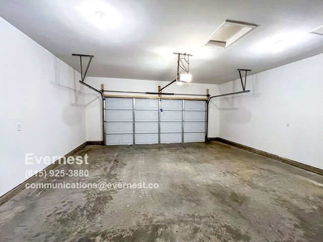 Building Photo - 1037 Echo Rdg Rd