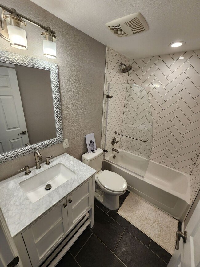 Building Photo - Beautiful 2-Story Home with Finished Basem...