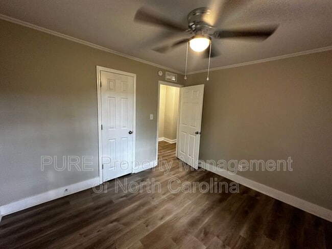 Building Photo - 903 Holt St