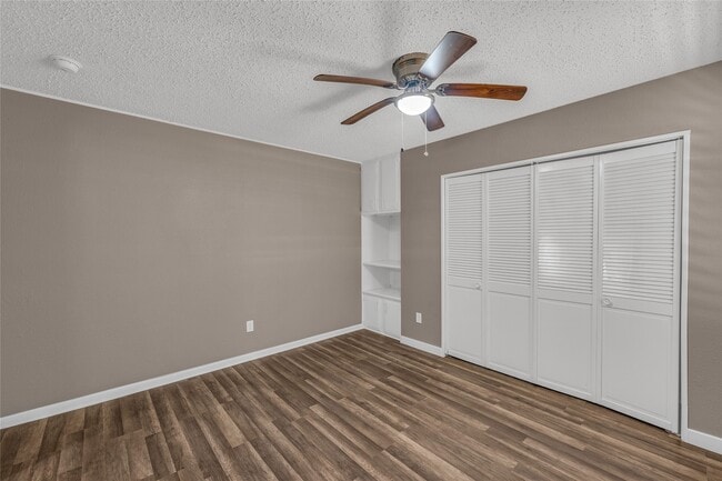 Building Photo - 4102 Ave N Ursuline St