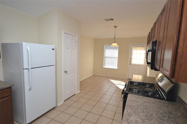 Building Photo - 114 Washington Square Dr