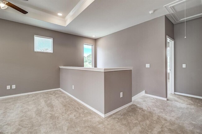 Building Photo - 9312 Bauer Vista Dr