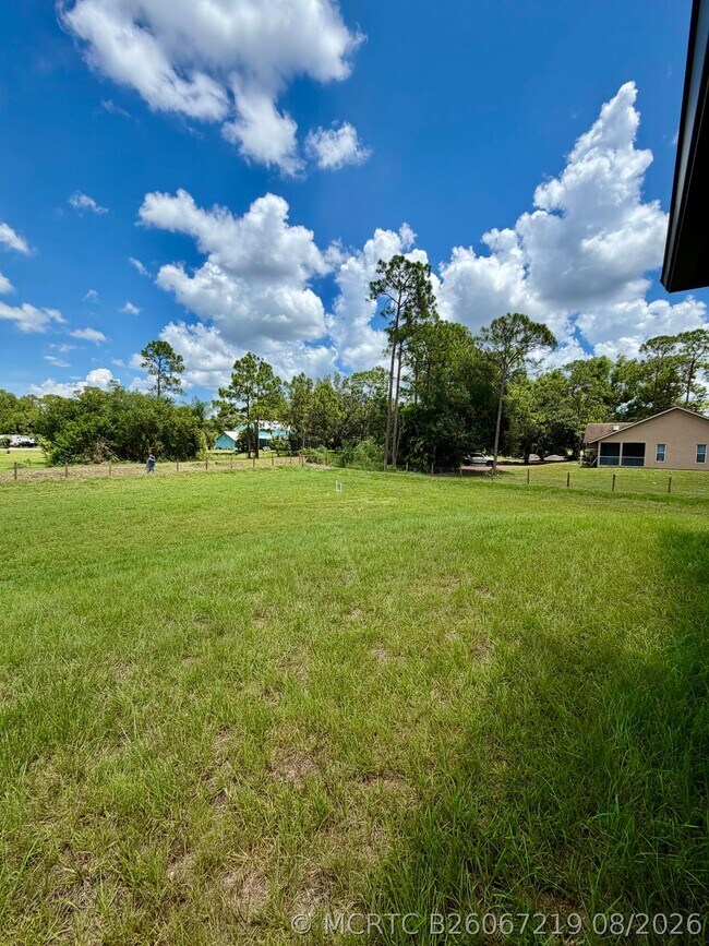 Building Photo - 13177 47th Ct N