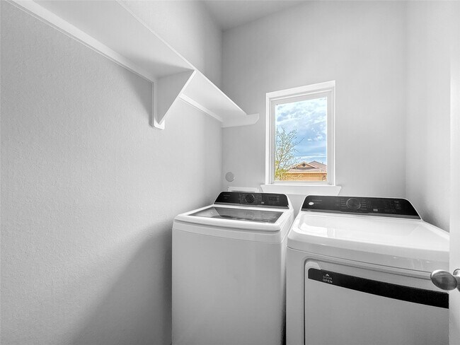 Building Photo - 632 Levine Ct