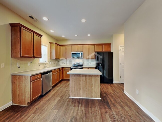 Building Photo - 228 Pearson Pl