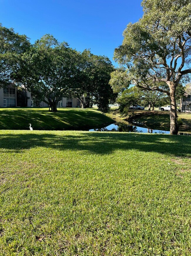 Building Photo - 2800 Fiore Way