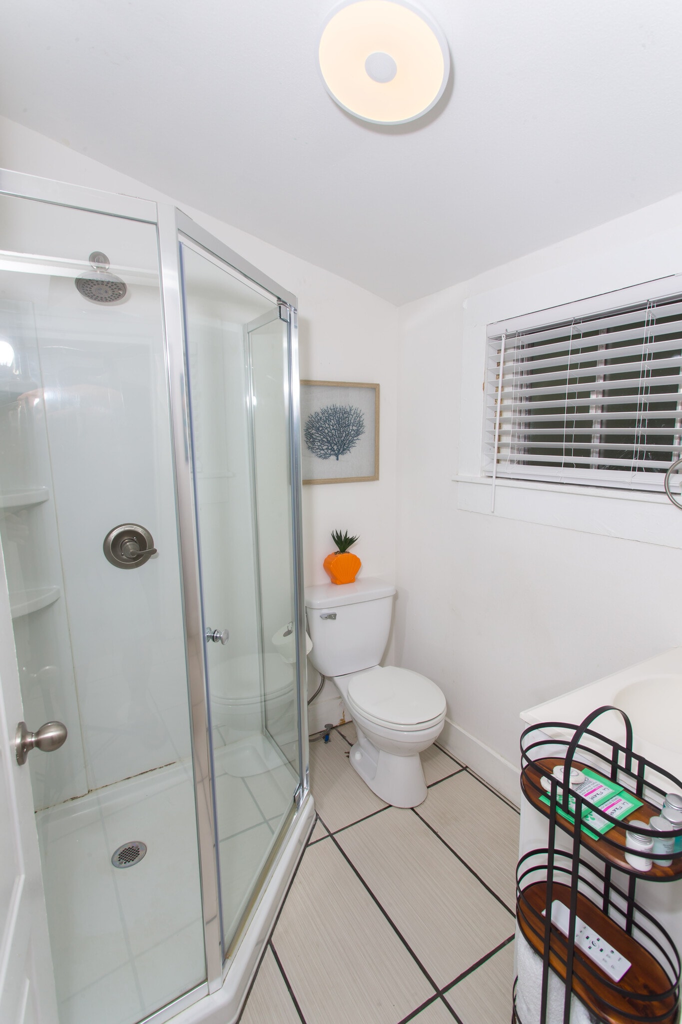 Building Photo - 608 N 9th Ave