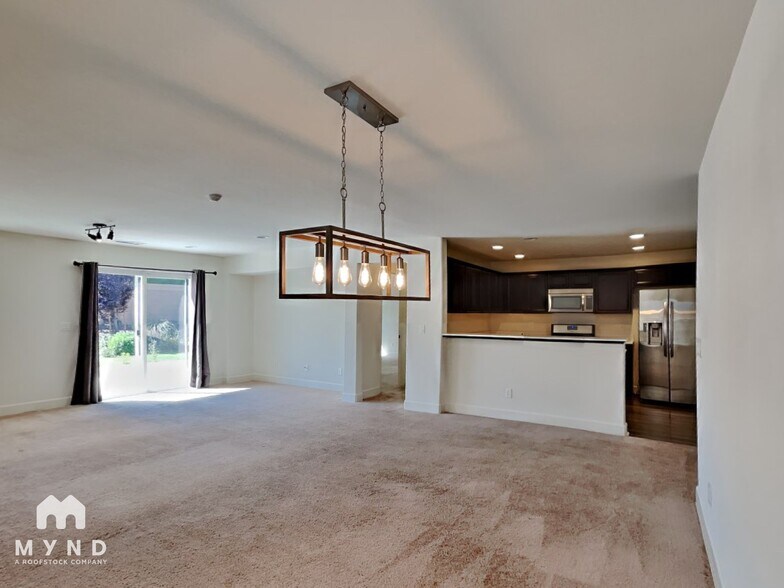 Building Photo - 11680 Cervino Dr