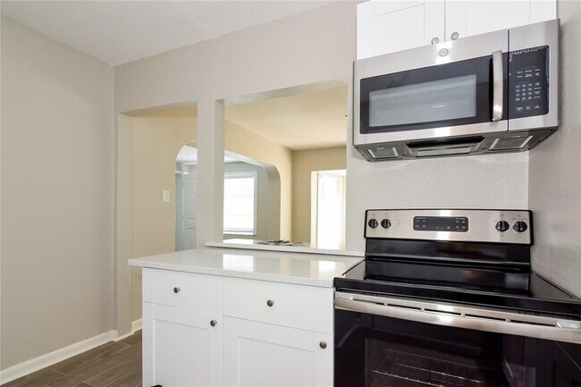 Building Photo - 5224 Puritan Ave