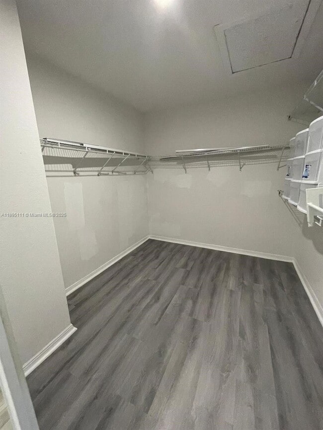 Building Photo - 17025 NW 20th St