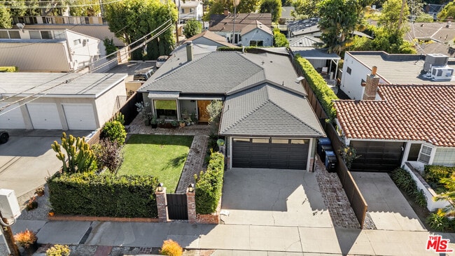 Building Photo - 11314 Homedale St