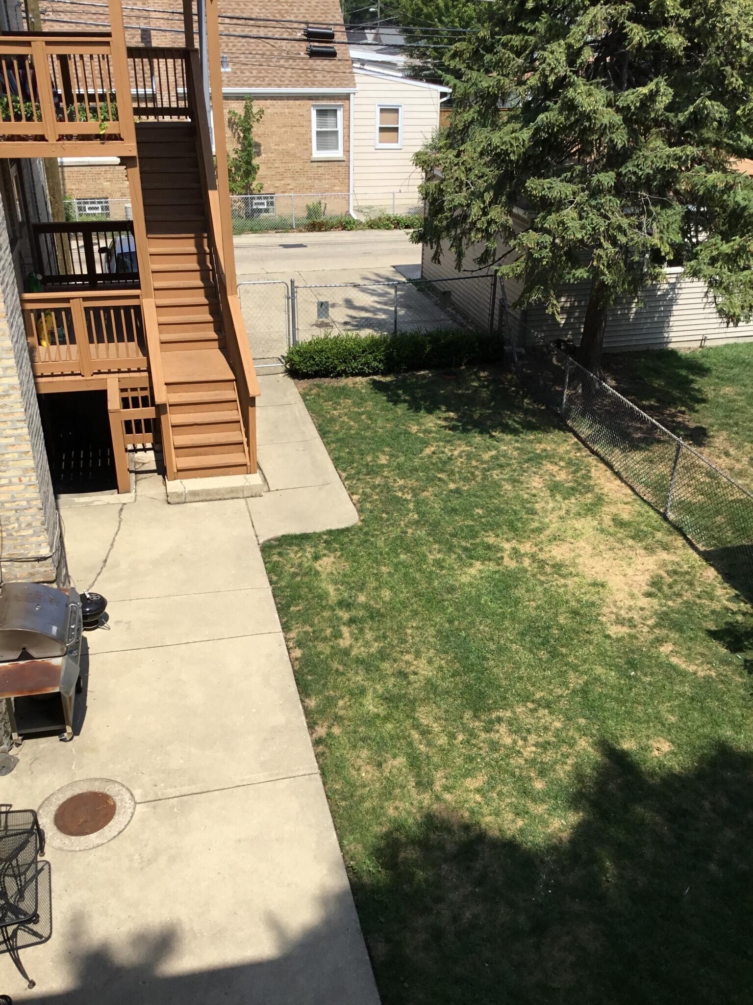 fenced in yard - 5201 N Latrobe Ave