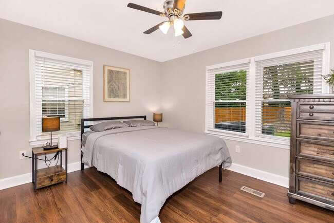 Building Photo - 2806 Union Dr NW